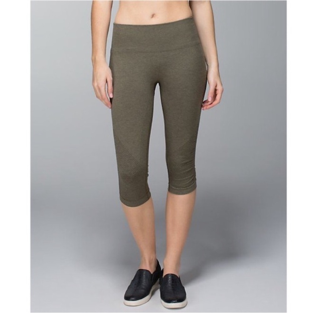 Lululemon Fatigue Green In The Flow Crops Pants Size 6